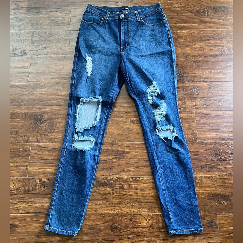 Fashion Nova Women's Distressed Blue Jeans Size 1X